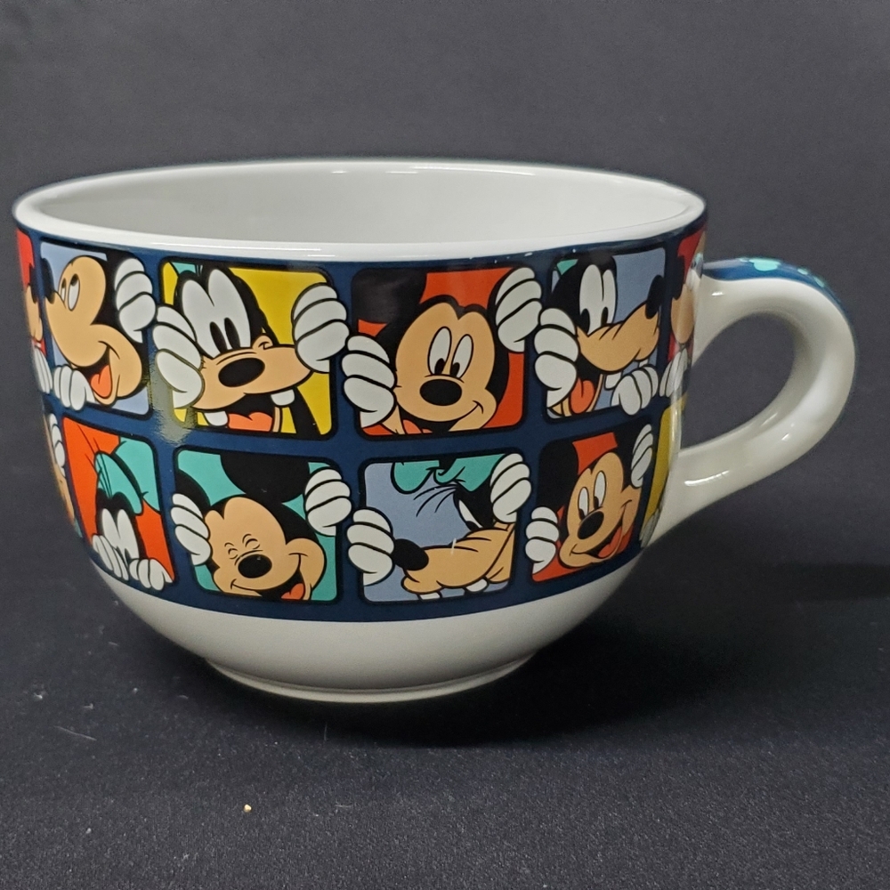 Disney Mickey Mouse Goofy Photo Reel 20 Oz Colorful Coffee Mug Soup Mug